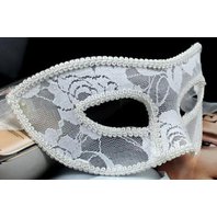Čipkovaná Masquerade Ball Mask biela